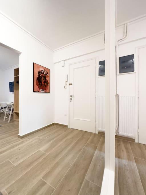 Petite Retreat In Kolonaki, Athens /Netflix Apartment Luaran gambar